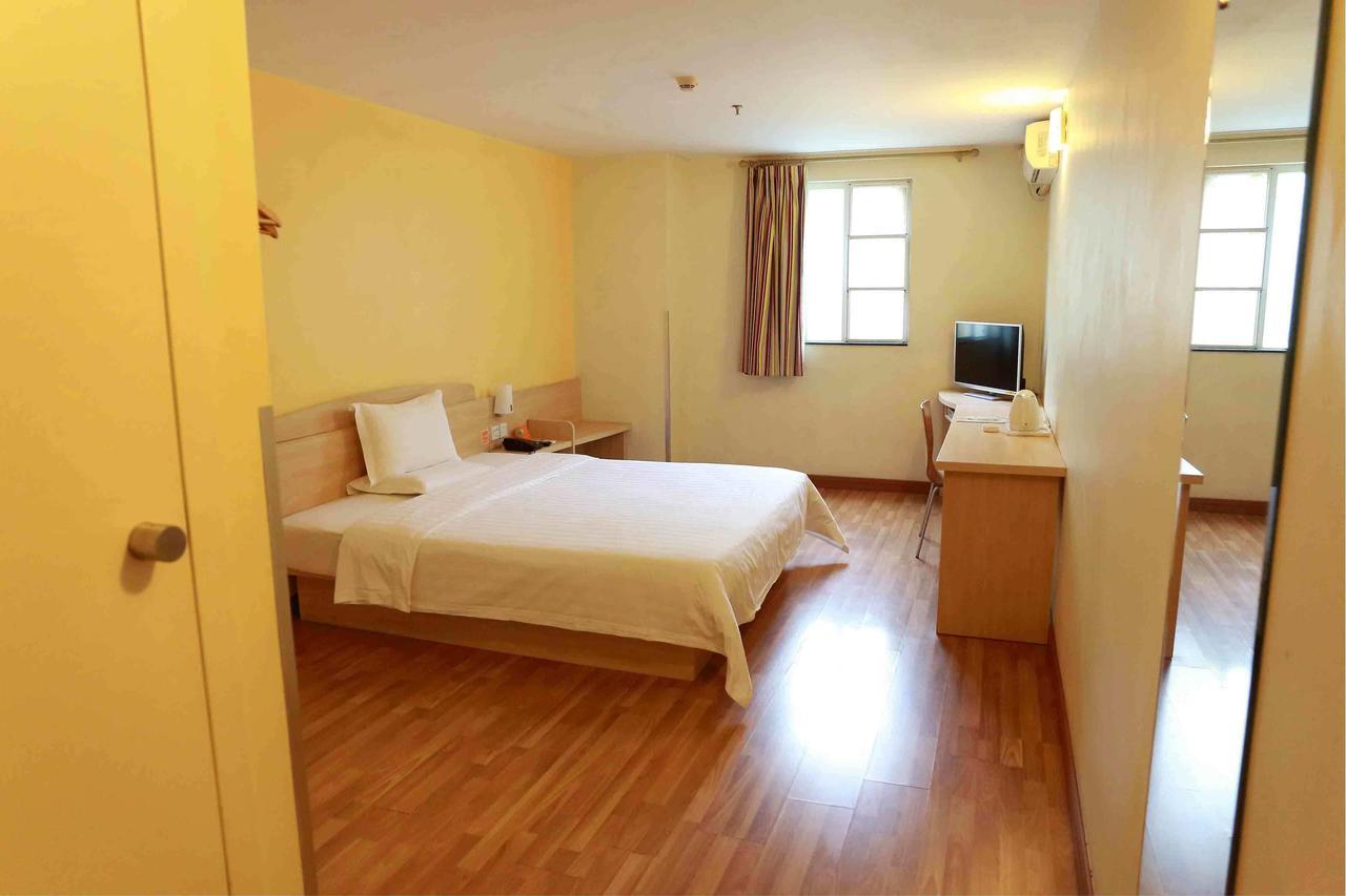 7Days Inn Wuhan Zhuankou Development Zone Jianghan University Quarto foto