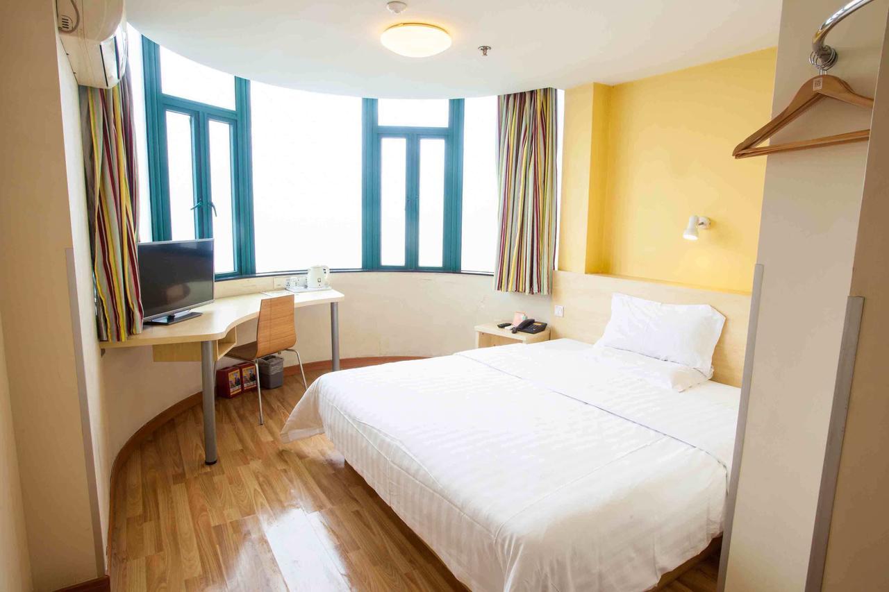 7Days Inn Wuhan Zhuankou Development Zone Jianghan University Quarto foto